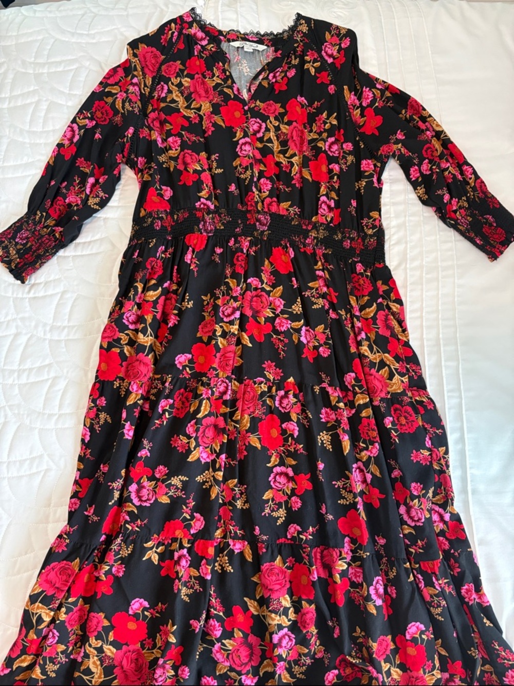 NWOT The Pioneer Woman Viscose Tiered V-Neck Dress
